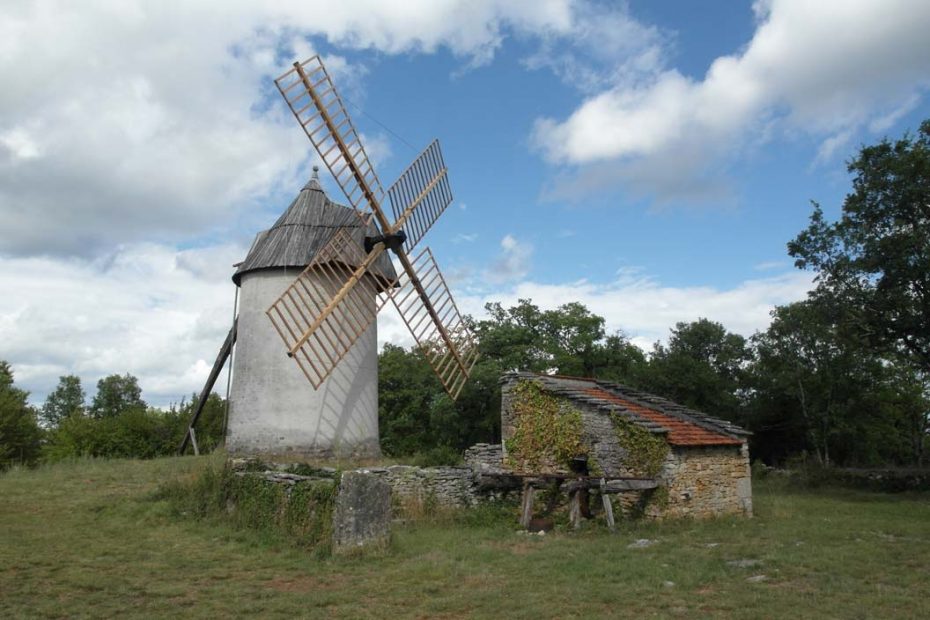 Charpente-moulin-promilhances-1