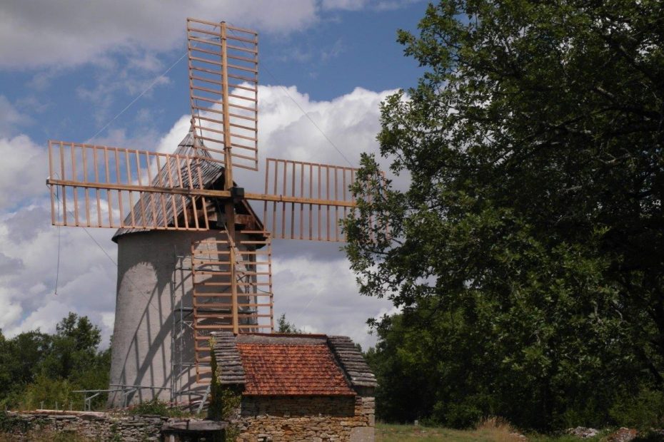 Charpente moulin Promilhances